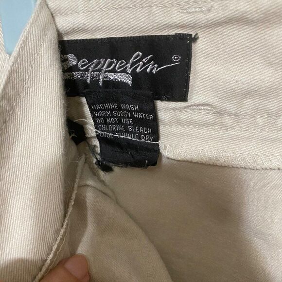 Zeppellin MENS creame shorts - Picture 3 of 3